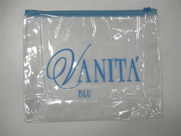 Cosmetic-bag-10