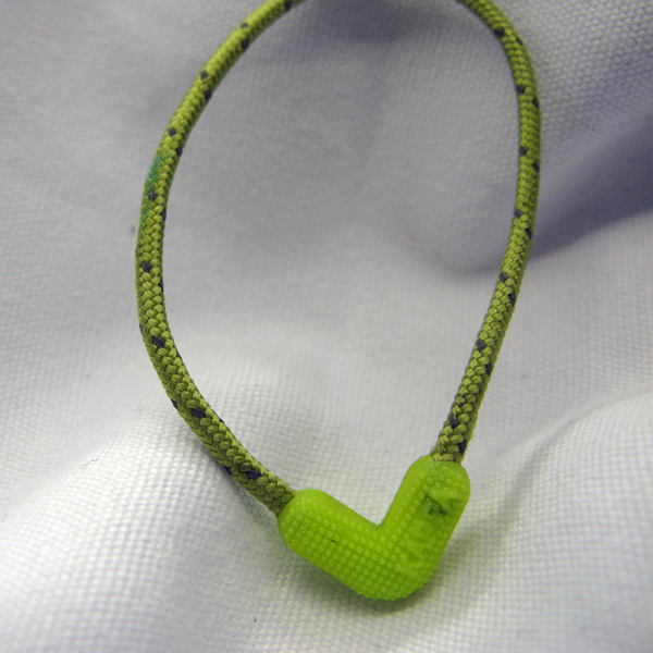 Zipper puller