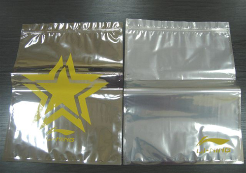 Plastic syntactic bag