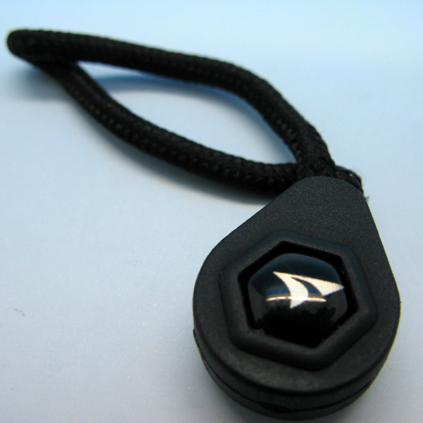 Zipper puller
