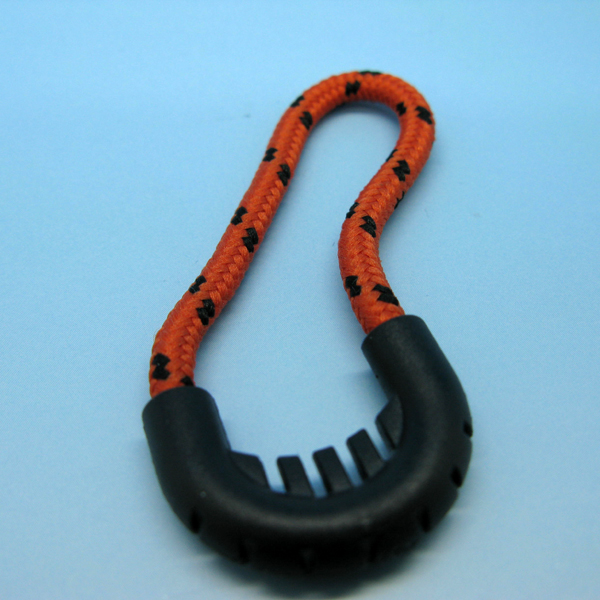 Zipper puller