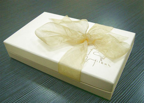 Gift box