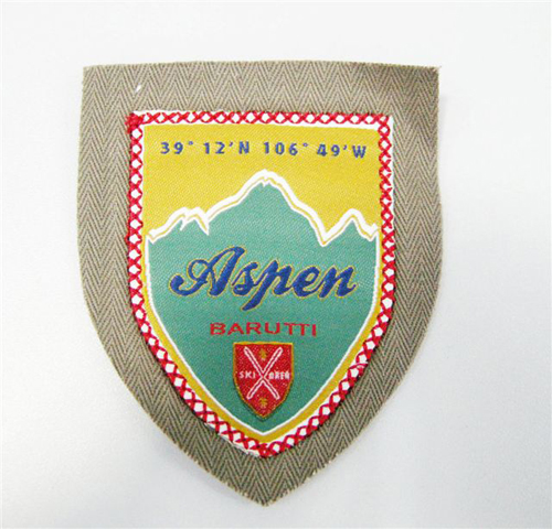 Woven label