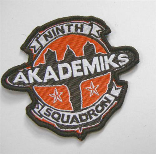 Woven label