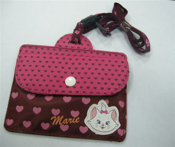 Cosmetic-bag-04