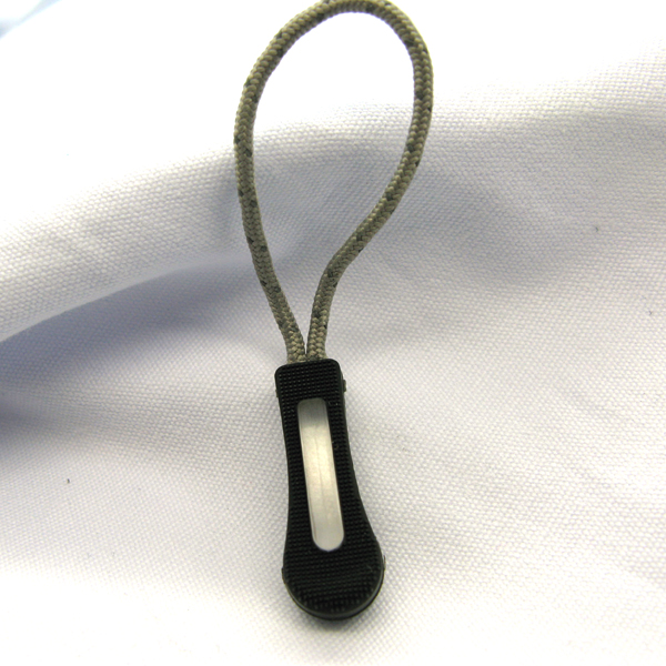 Zipper puller