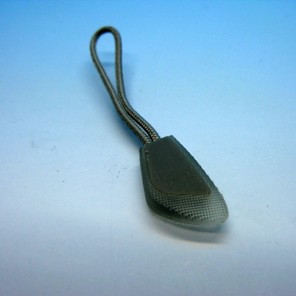 Zipper puller